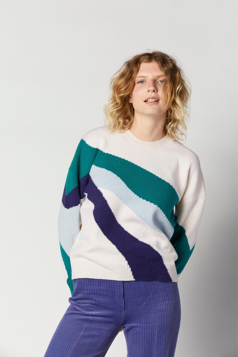 pull-multicolore-femme-laine-merinos-manches-longues-col-rond-maille-souple-intarsia-synes-boreal